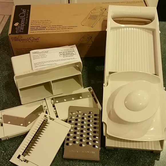 Pampered Chef Ultimate Mandoline