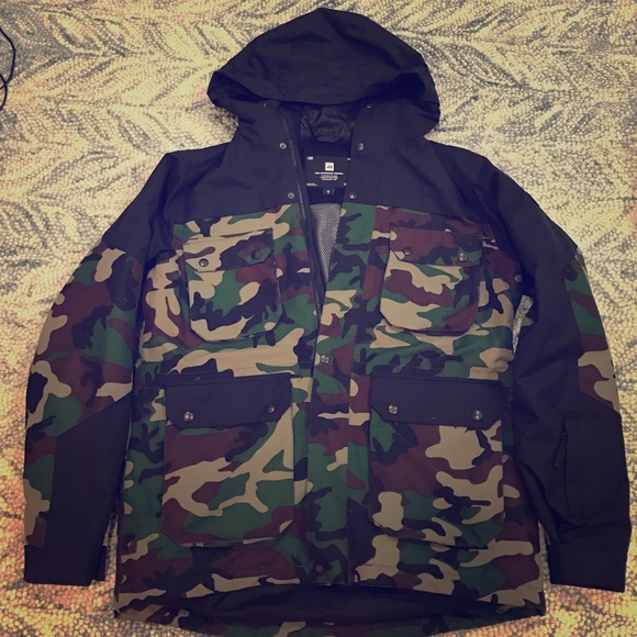Ride Rainer insulated snowboard jacket - size M