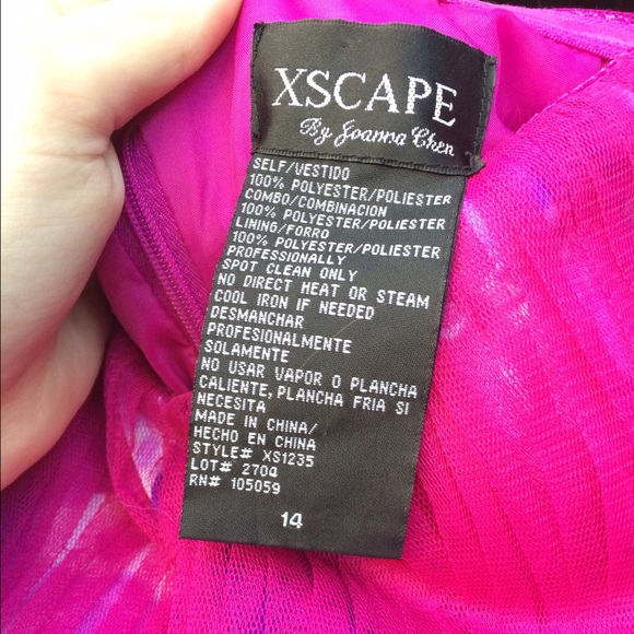 Cute juniors dress - Picture 3 of 4