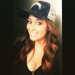 Meet your Posher, Samantha