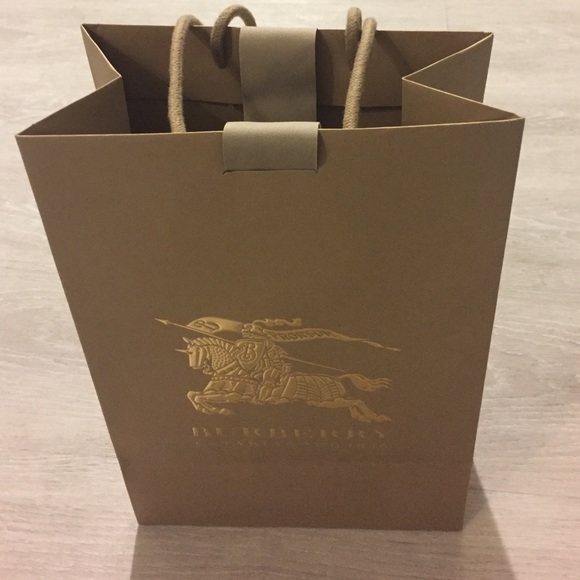 Burberry shopping bag