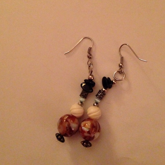 Dangle earrings