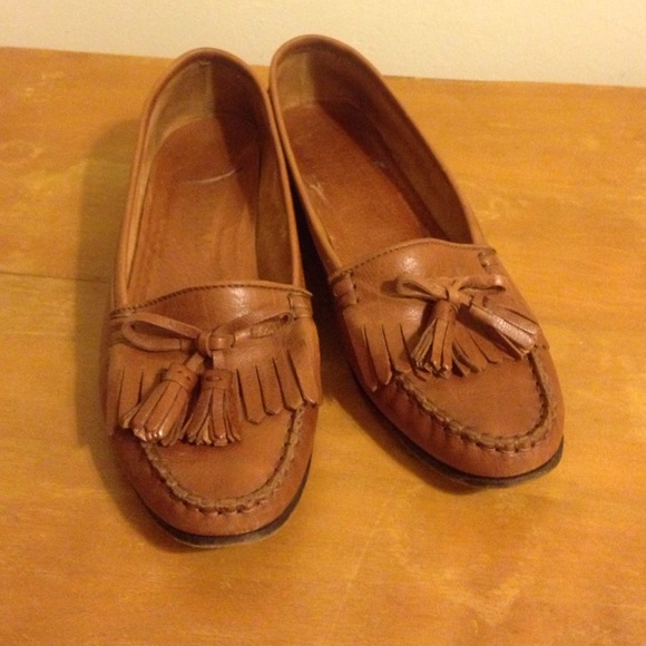 Cole Haan Shoes - Vintage Cole Haan brown flats