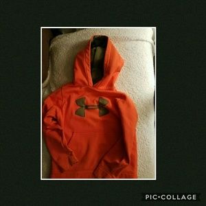 Under Armour Hoodie