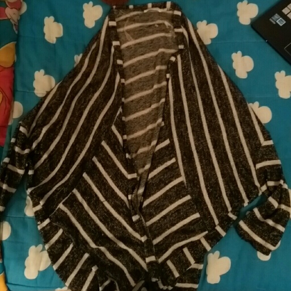 Long sleeve, long light weight cardigan.