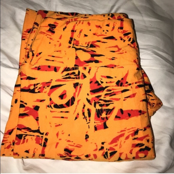 NWOT Lularoe Pumpkin Guts Leggings