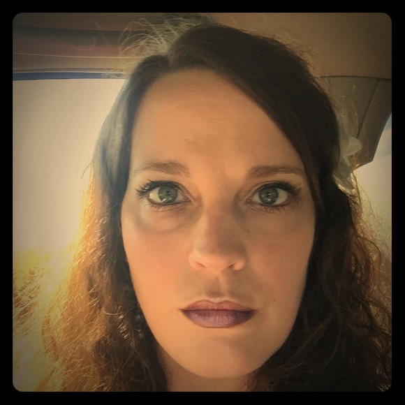 Meet your Posher, Melinda - Picture 1 of 1