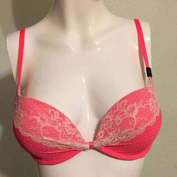 Victoria's Secret Temptation Push-up Bra 32D