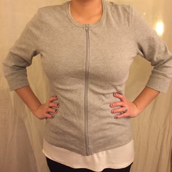 Gray zippered sweater