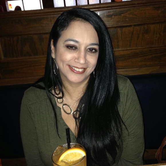 Meet your Posher, Teresa - Picture 1 of 1
