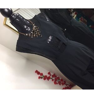 Used once. Black jumper