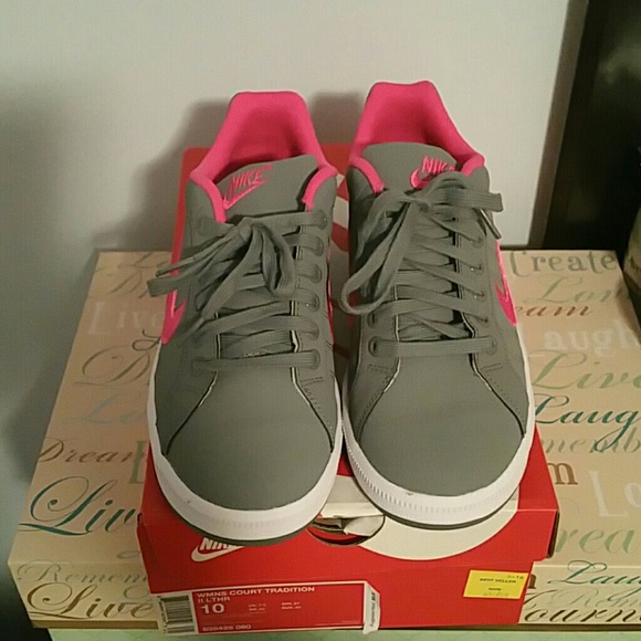 WMNS Court Tradition II LTHR