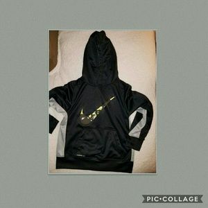 Nike therma fit hoodie