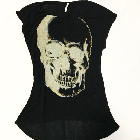 ❌SOLD❌Skull shirt