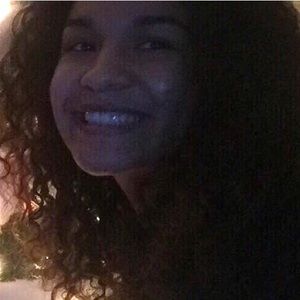 Meet your Posher, Myra