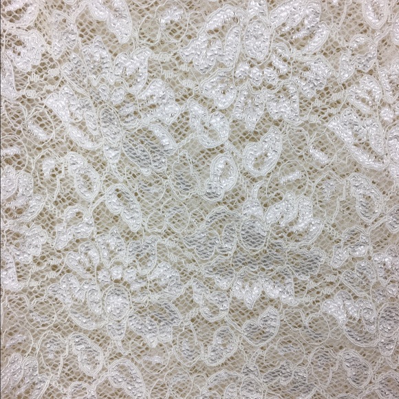 ✨ Ann Taylor Lace Overlay Top✨ - Picture 5 of 5