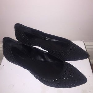 BCBGeneration Black Flats