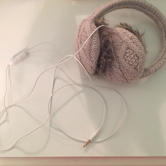 Knit Earmuff Headphones - Picture 1 of 2