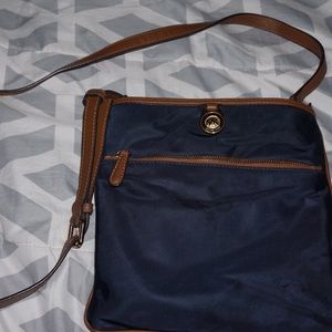 Michael Kors Kempton Large Pocket Crossbody !