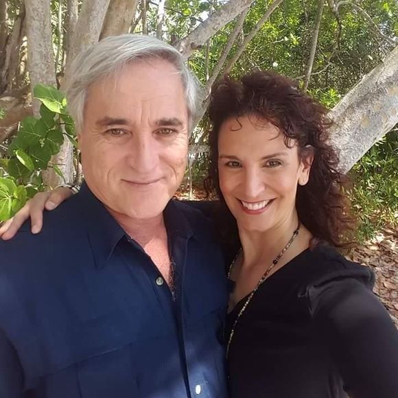 Meet your Posher, Fara - Picture 1 of 1