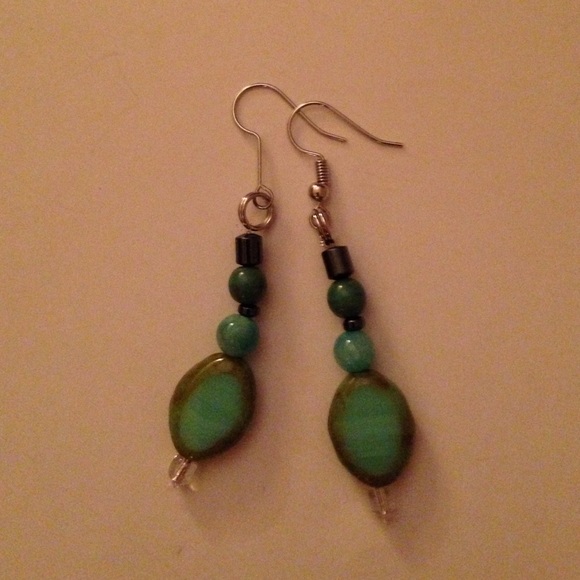 Dangle earrings