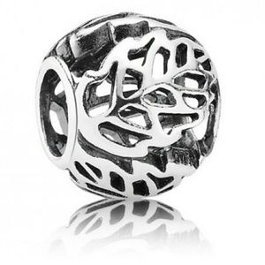 Pandora's Leaves Charm