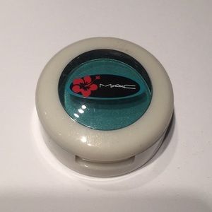 MAC Eyeshadow in Surf USA