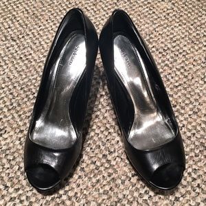 FREE- with purchase!!! Black peep toe heels 👠