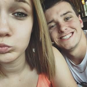 Meet your Posher, Lacey