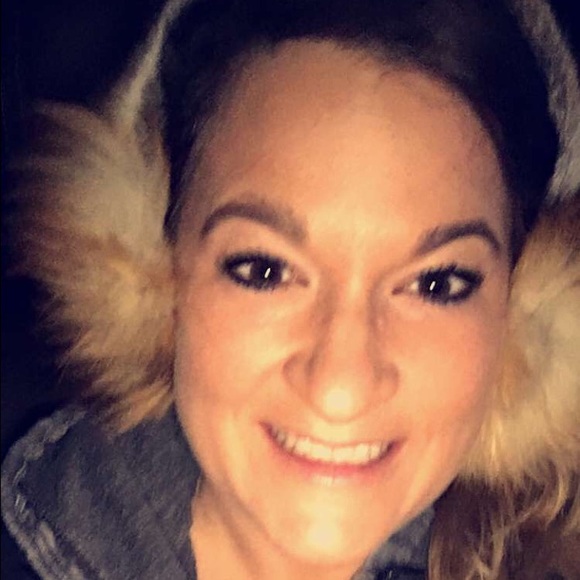 Meet your Posher, Traci