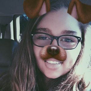 Meet your Posher, Kaytlin