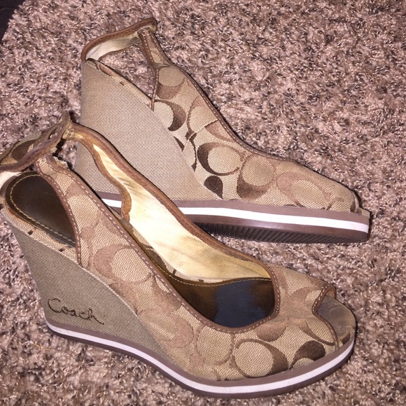 Coach wedges