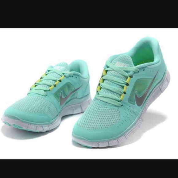 Nike Shoes - Nike Free Run 5.0 Tiffany Blue sz 6.5