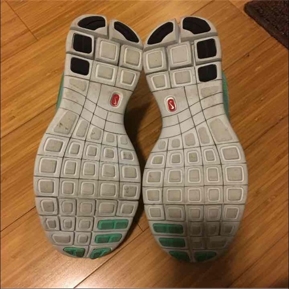Nike Free Run 5.0 Tiffany Blue sz 6.5 - Picture 3 of 4