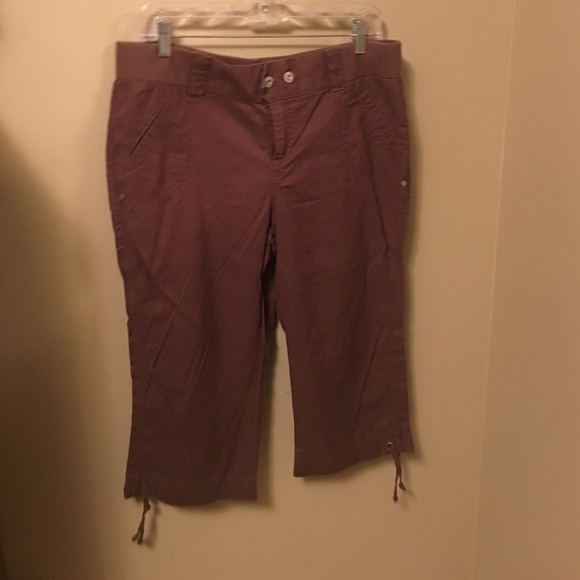 Motherhood maternity. Brown capris. Size L