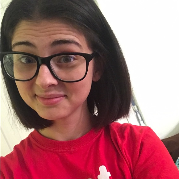 Meet your Posher, Shayna - Picture 1 of 1