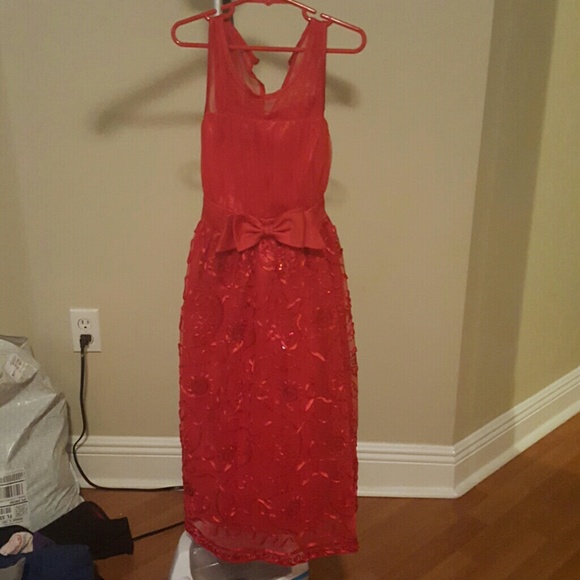 Girls dress - Picture 1 of 2