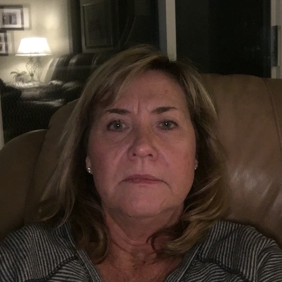 Meet your Posher, Cindy - Picture 1 of 1