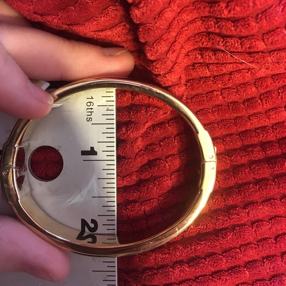 Gold Michael Kors bracelet - Picture 5 of 5