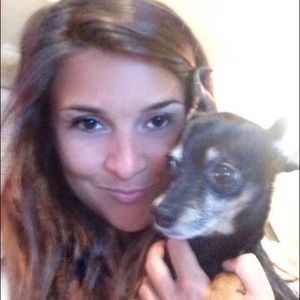 Meet your Posher, Holly