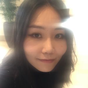 Meet your Posher, Caroline