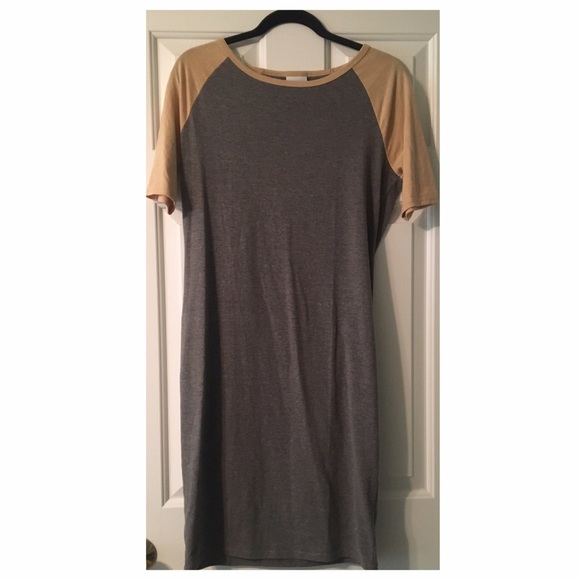 LuLaRoe Julia size medium
