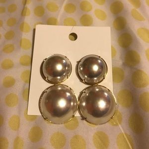 Brand New H&M Pearl Earrings NWT