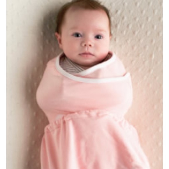 Ergobaby swaddler pink color S/M