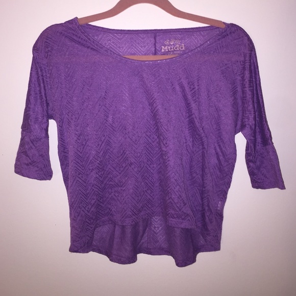Super cute purple 3/4 sleeve tee!