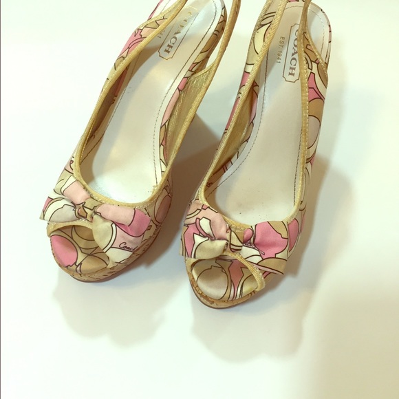 Coach pink/white/cream wedges