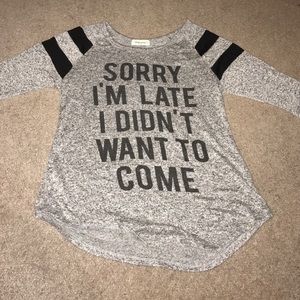 Graphic quarter sleeve tee 💋