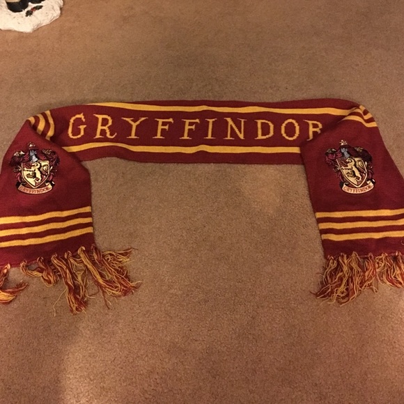 Harry Potter griffindor scarf