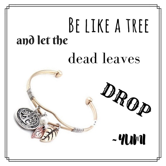 Tree of Life Charm Bangle - Picture 4 of 4