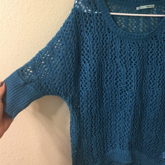 Turquoise Maurices sweater - Picture 3 of 4
